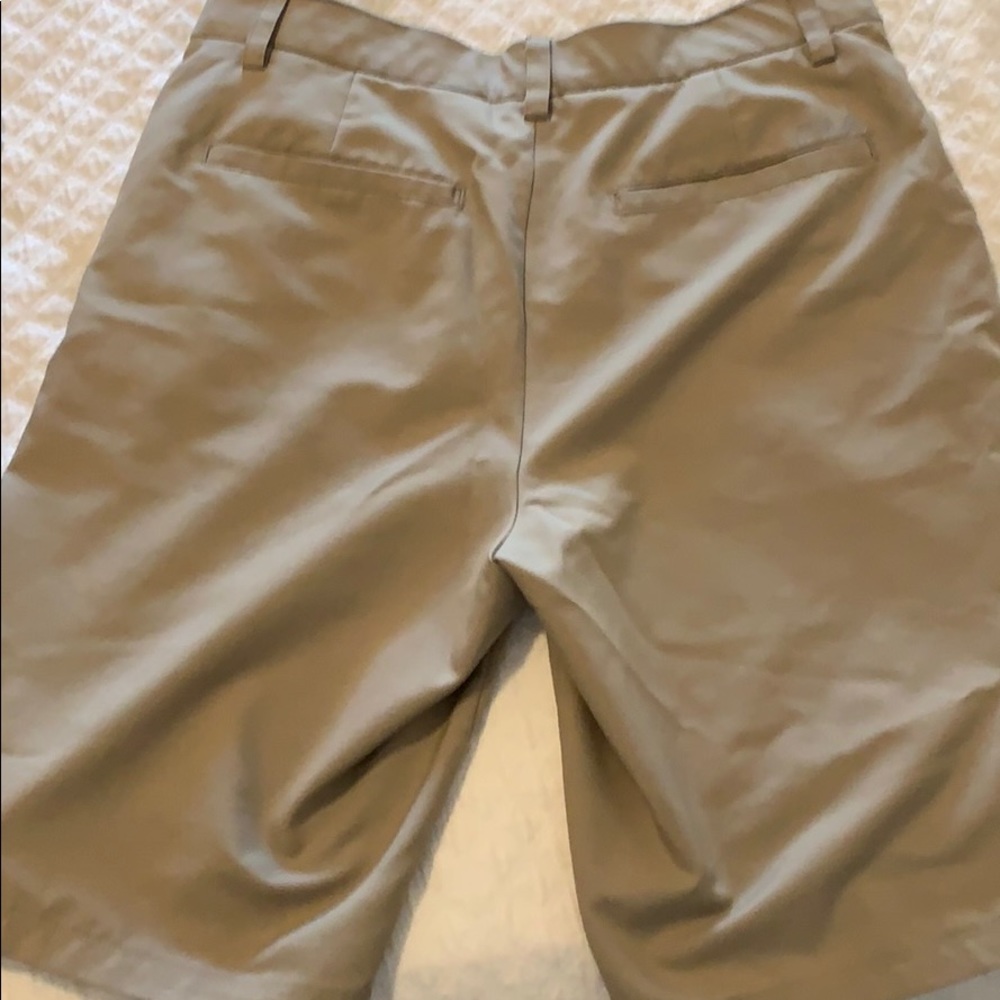 FILA Men’s Golf Khaki Shorts